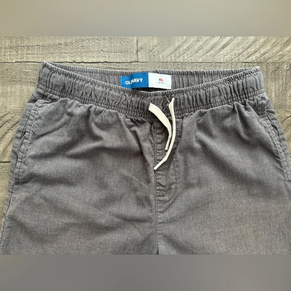 Old Navy Gray Drawstring Shorts Size 14-16